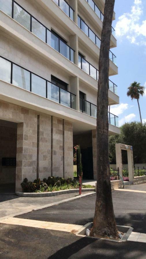 Stylish Apartment Near The Beach Haifa Luaran gambar